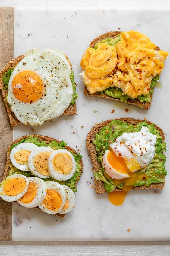 Chuẩn bị bữa ăn sáng đầy đủ